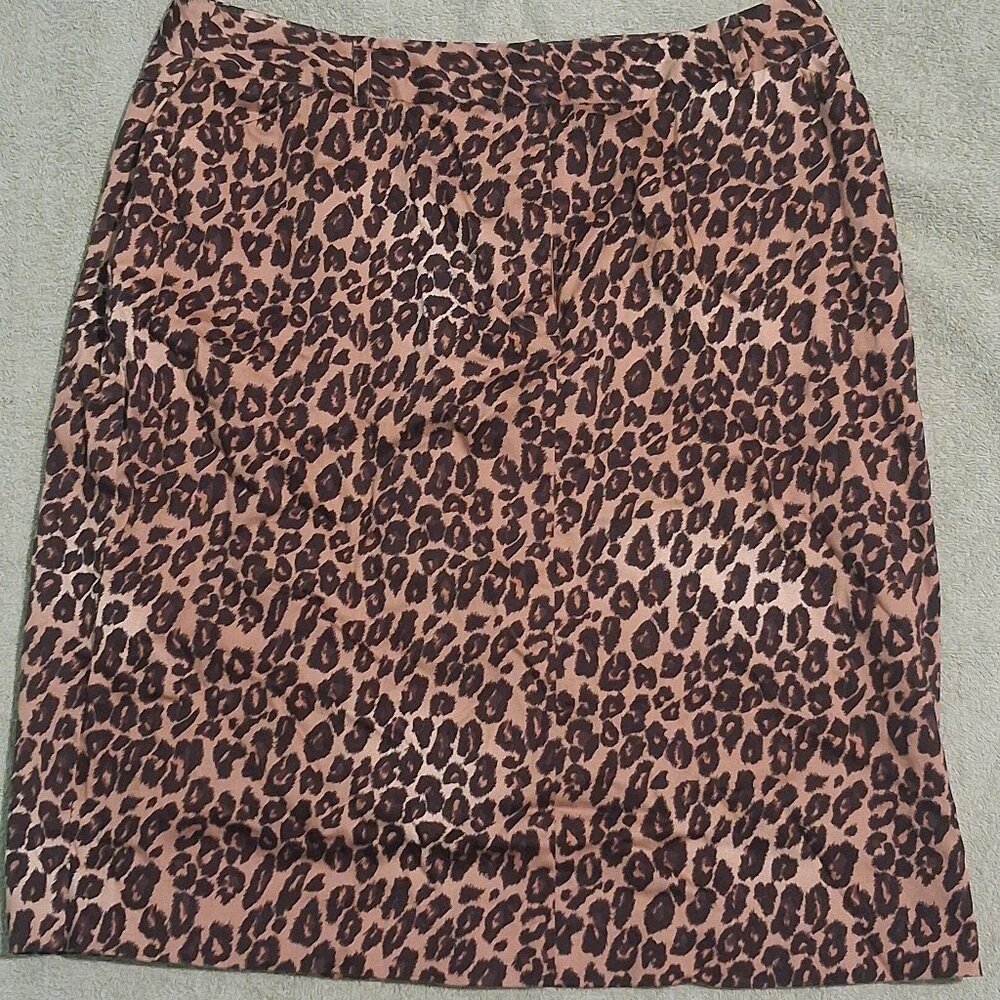 East 5th Skirt Women's Size 8 Leopard Print Knee Length Pencil Pockets Zipper